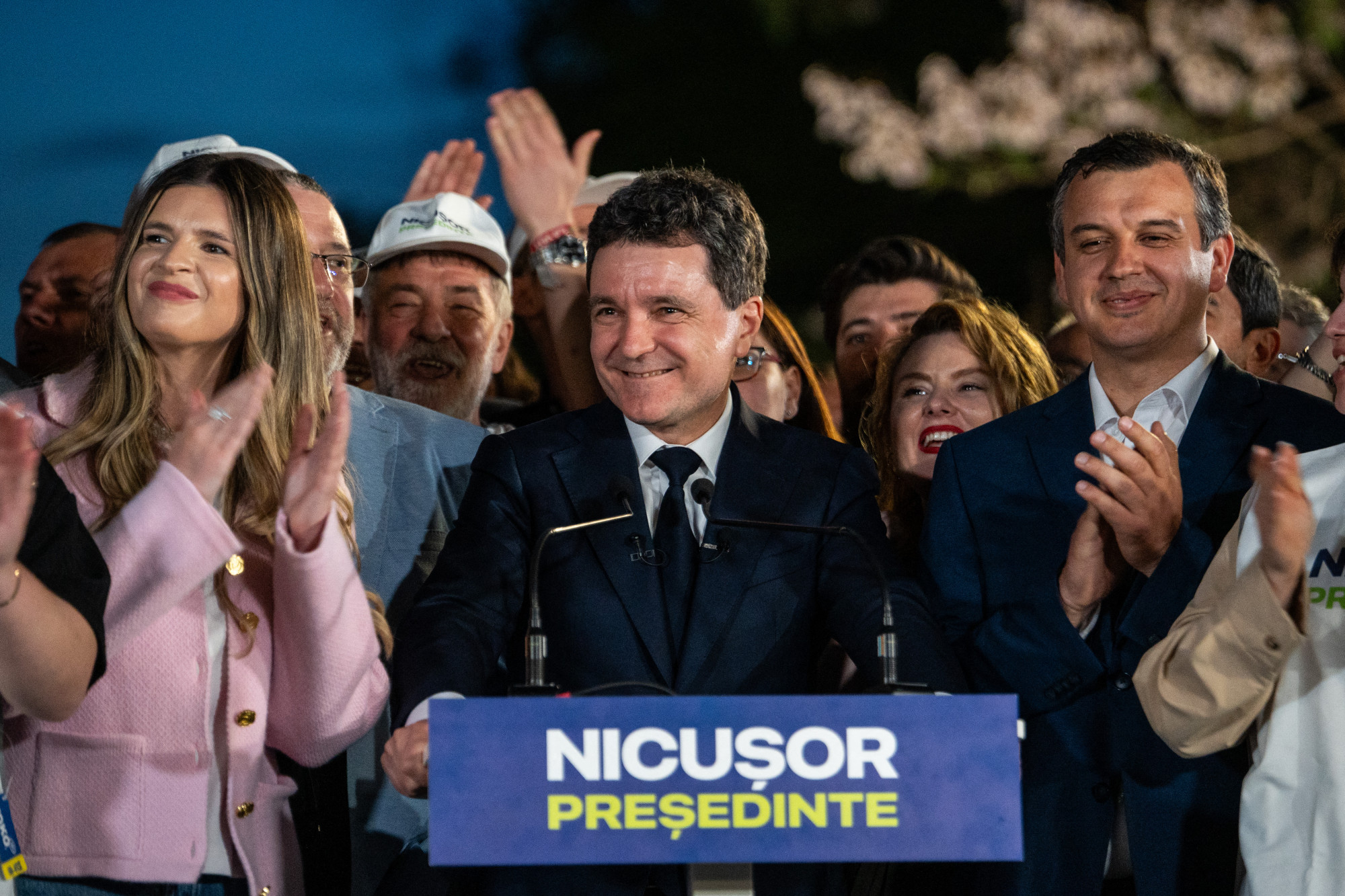 UPDATE. Nicuşor Dan este noul preşedinte al României