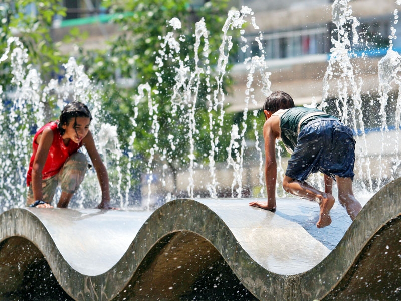 SFATUL MEDICULUI/ Cum ne PROTEJĂM de efectele nedorite ale CANICULEI