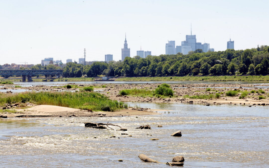Fluviul Vistula, doar 10 centimetri la Varșovia