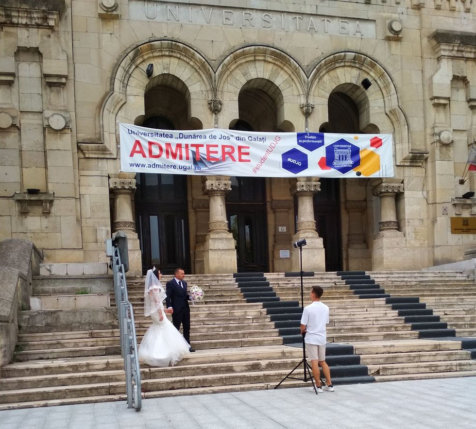 Admitere în... căsnicie, la Universitatea „Dunărea de Jos”