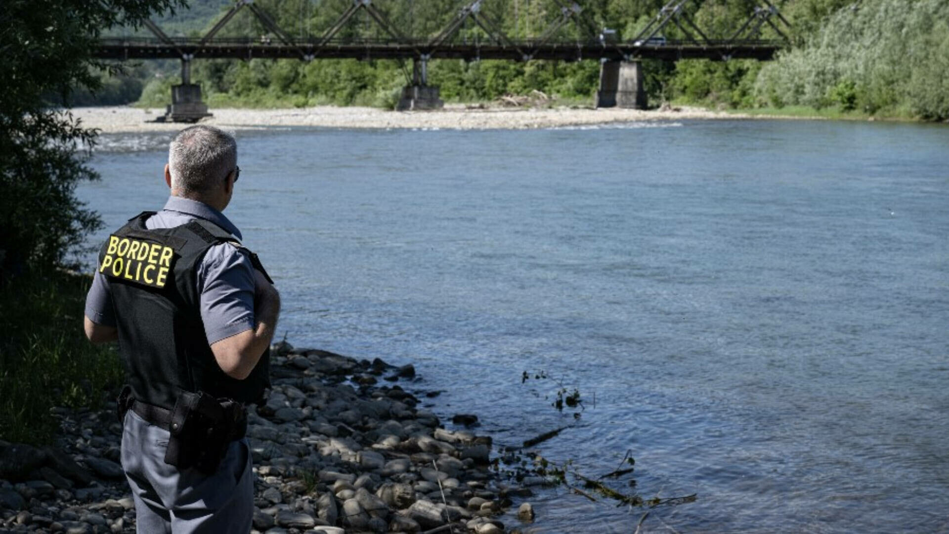 Mii de ucraineni, prinși trecând ilegal granița