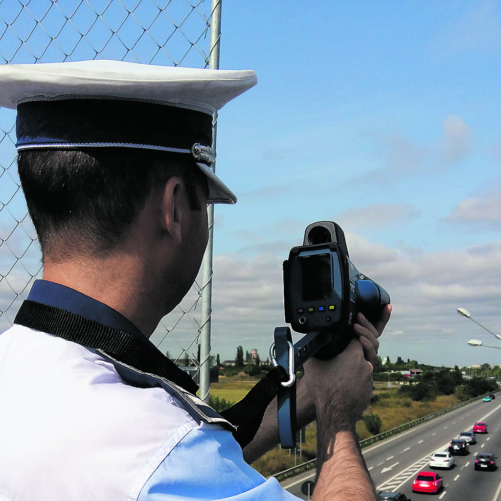 Potop de amenzi pentru șoferii care ”calcă puțin pedala”