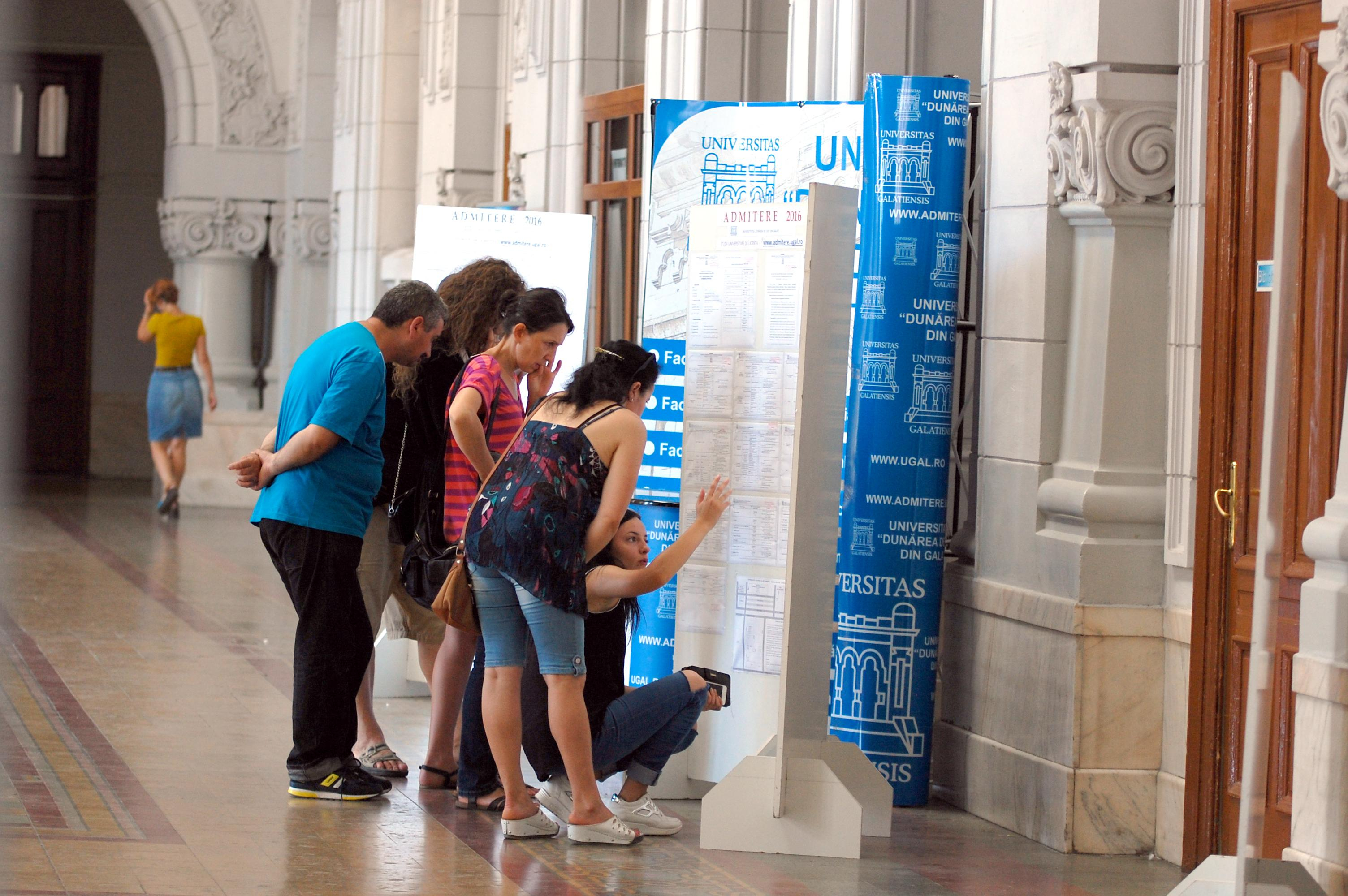 Concurenţă la masterat la "Dunărea de Jos"