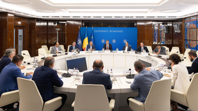 Marcel Ciolacu: "Să începem să desfiinţăm instituţii"