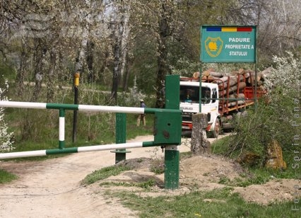 Barierele oraşului dintre ape