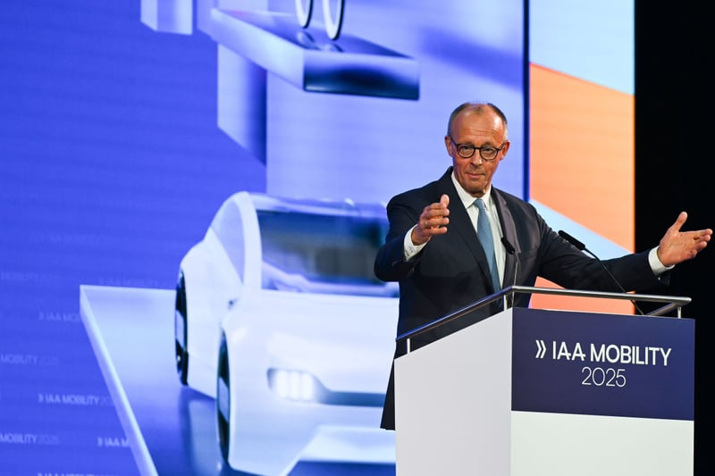 Cancelarul Merz, poziție tranșantă la deschiderea Salonului Auto de la Munchen