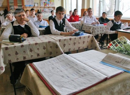 Reforma în educaţie se amână din nou 