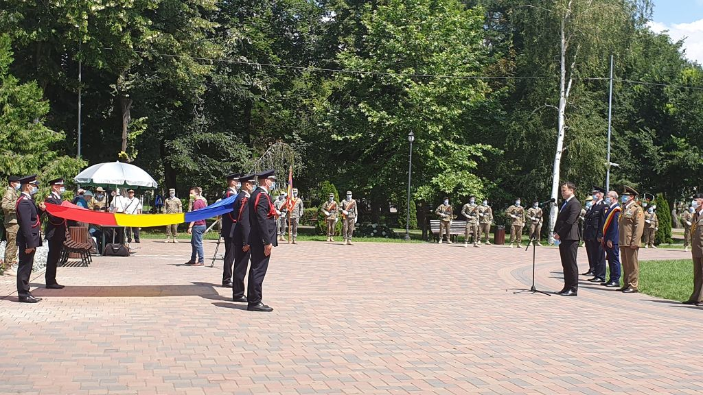 Ziua Drapelului Național, onoare pentru cei din linia întâi