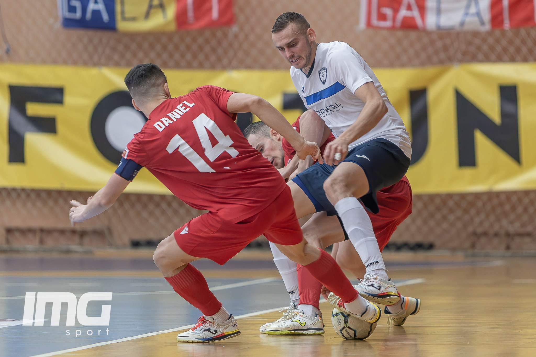 United, la al treilea joc din finala Ligii I de futsal