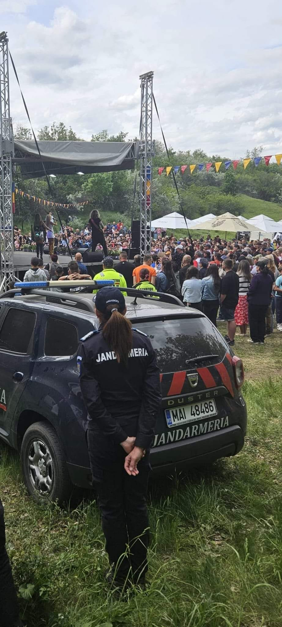 Amendați pentru că au dat distracția pe scandal