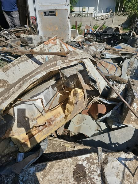 Centru de colectare a deşeurilor din Tecuci, amendat cu 50.000 de lei