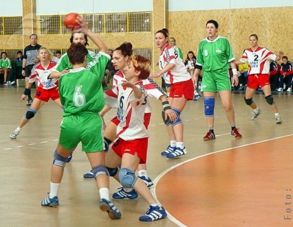 „Cupa Oţelul” la handbal