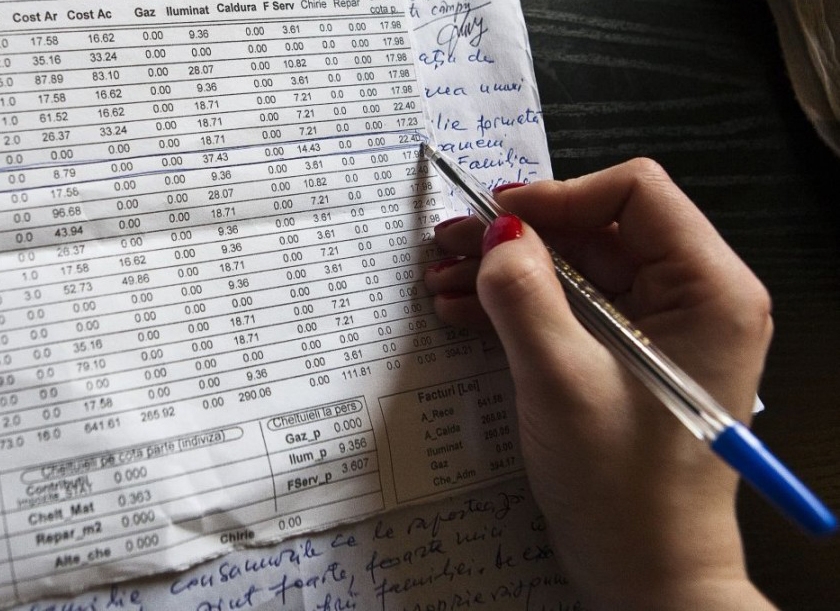 PREMII date celor care îşi PLĂTESC la timp ÎNTREŢINEREA. Aţi vrea să se întâmple şi la Galaţi?