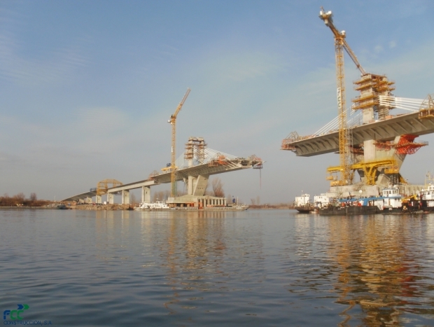 Calcul din taxe - Un pod peste Dunăre s-ar face în zece ani