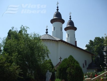 Văratic, file de poveste