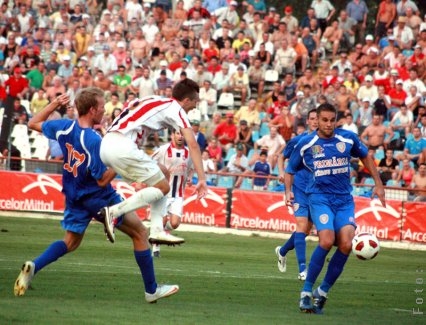 Râpă, spionat de străini