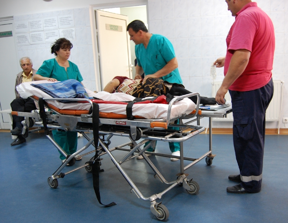 ÎNCEPE COŞMARUL bolnavilor de inimă. FRIGUL a adus valuri de cardiaci la URGENŢE