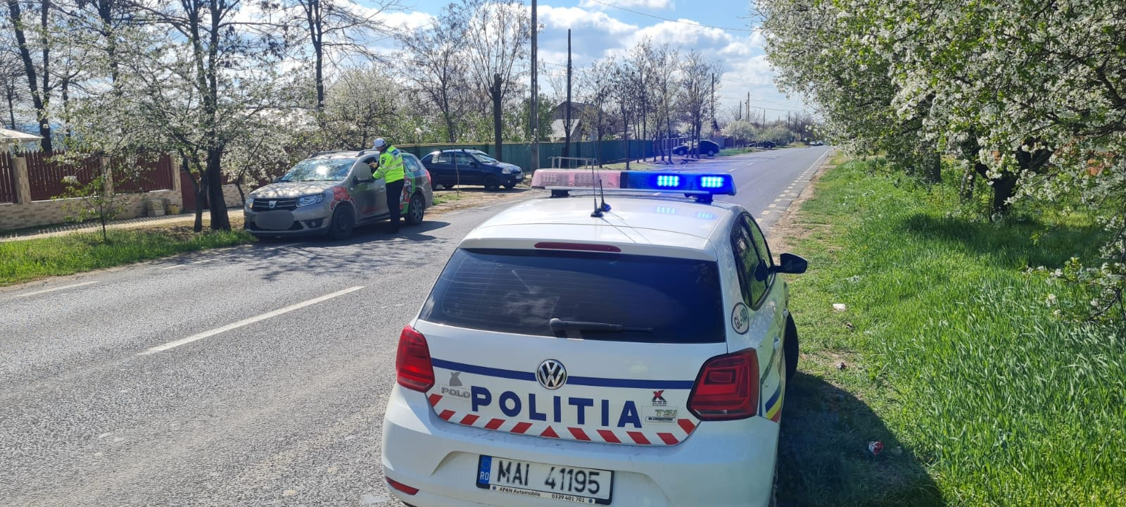 O gălăţeancă de 38 de ani a dat ”lecții de zbor” pe ”drumul morții”