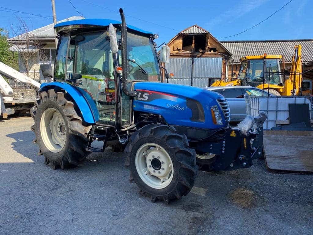 ”Dosarele X” în ograda unei primării din județul Galați. Tractorul comunal s-a ”evaporat” de Dragobete