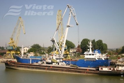 Combinatul resuscitează porturile gălăţene