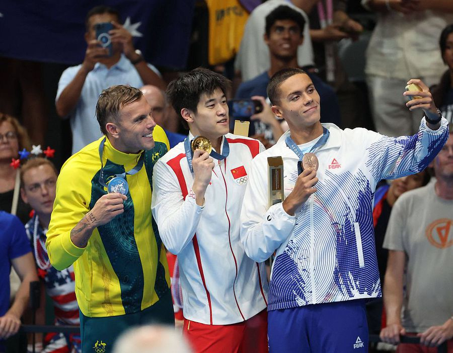 Diamante, tablouri, scutiri de armată - premii pentru medaliații olimpici