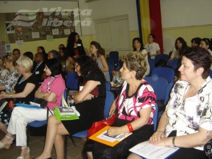 Ce învaţă părinţii la şcoală