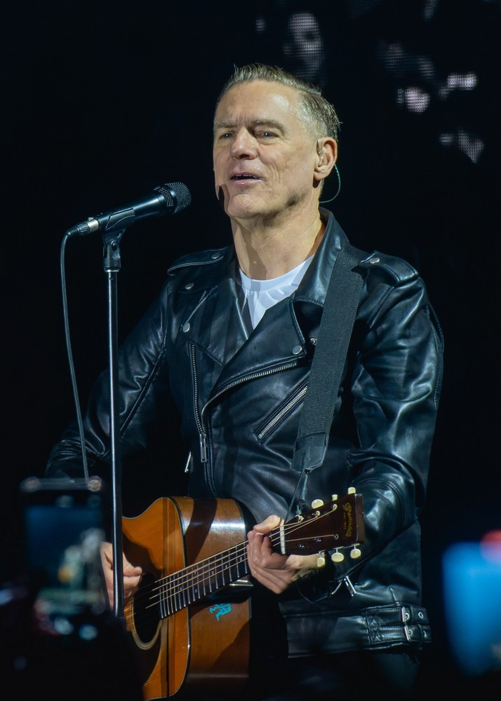 Oameni de seamă. Bryan Adams, un Don Juan de modă veche