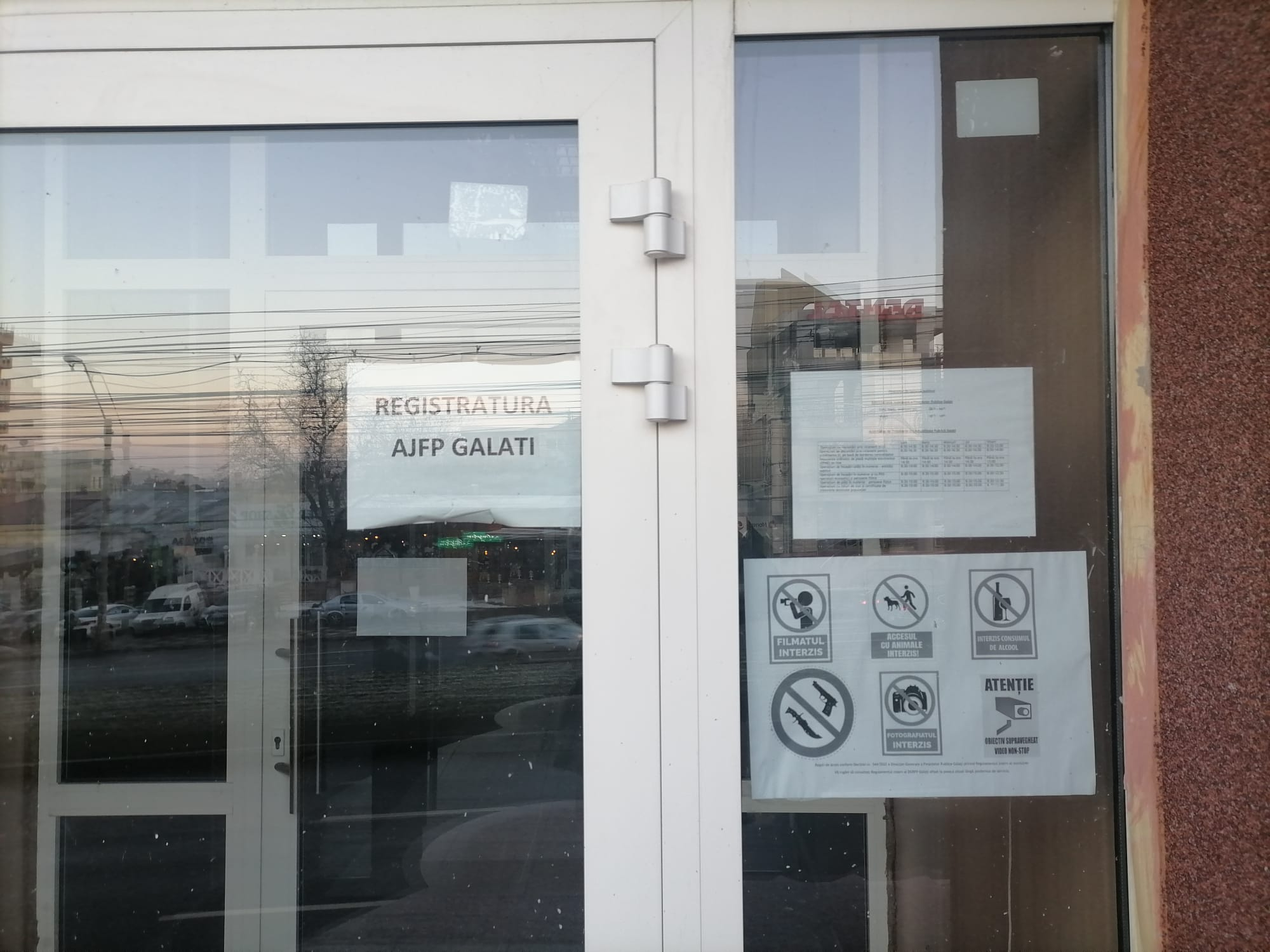 Actele fiscale a sute de firme din Galați, prin mâinile unei femei de serviciu