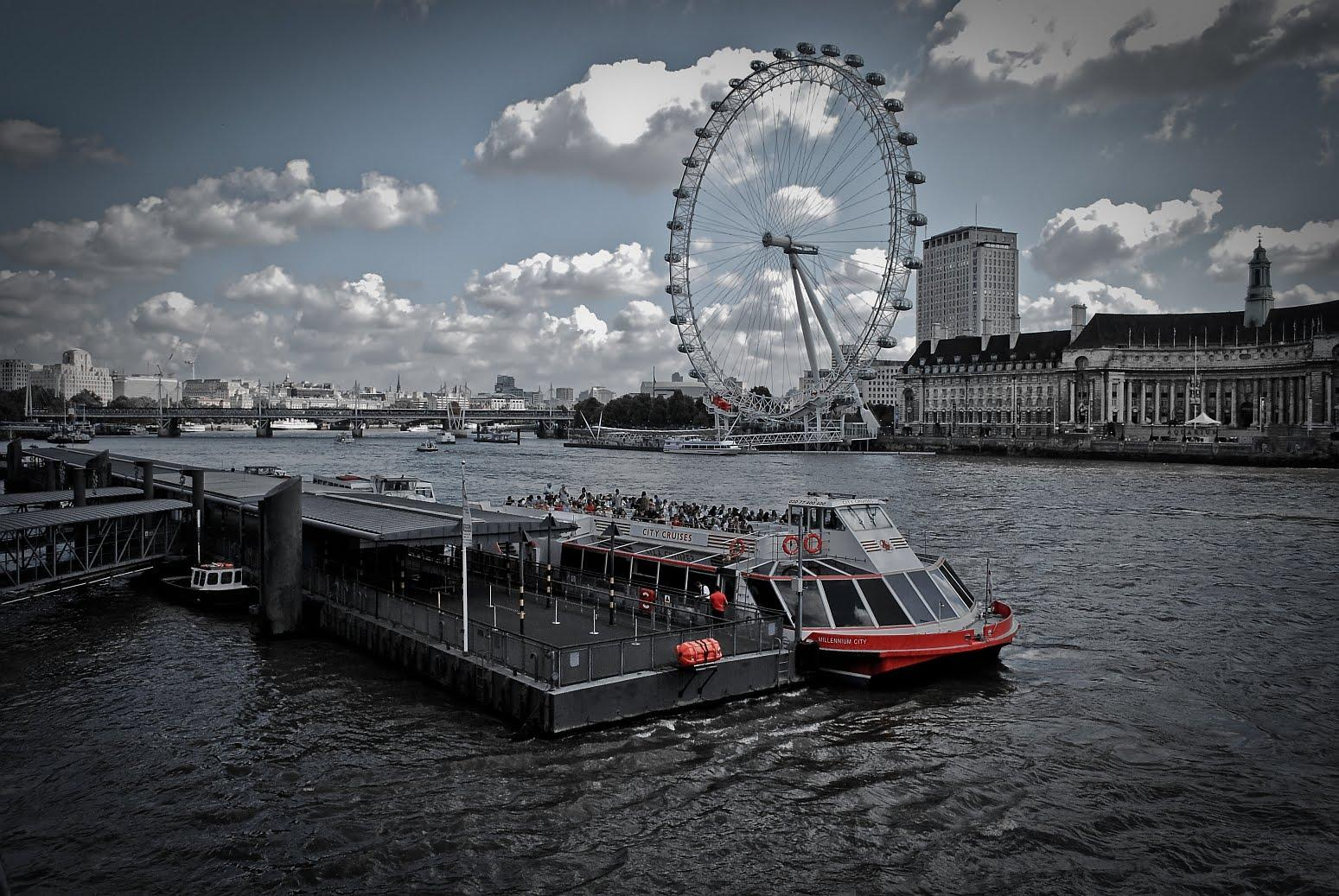 De două ori mai mulţi români în Marea Britanie