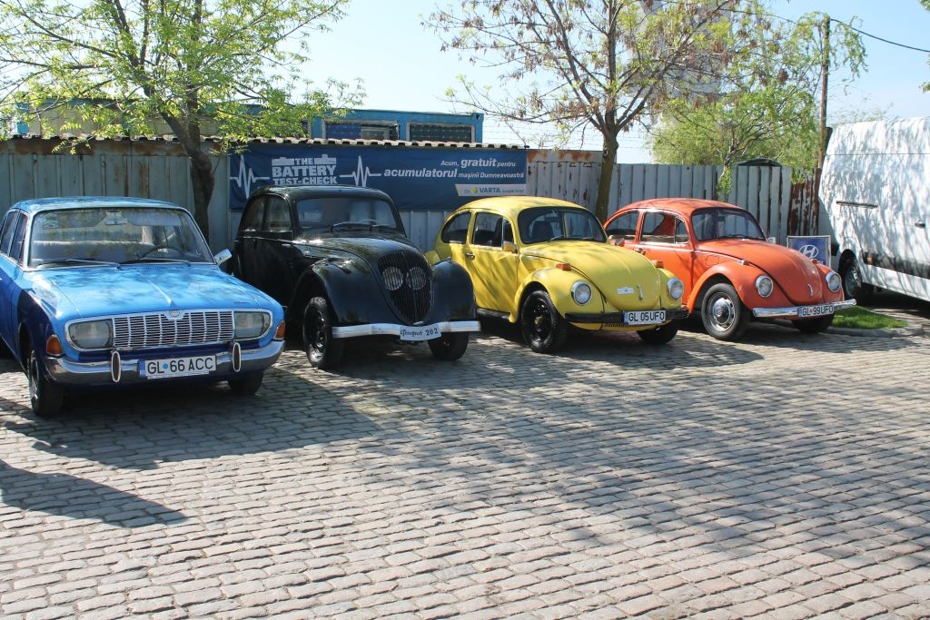 Expoziţie de maşini de colecţie, în Galaţi