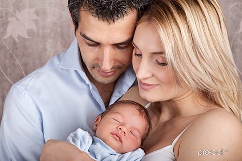 Taţii nu stau cu copiii acasă - prevedere antidiscriminare degeaba