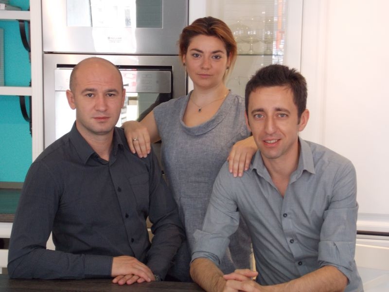 EXCLUSIV VL / Cheia succesului în designul de mobilier: Cine învaţă rămâne în top!