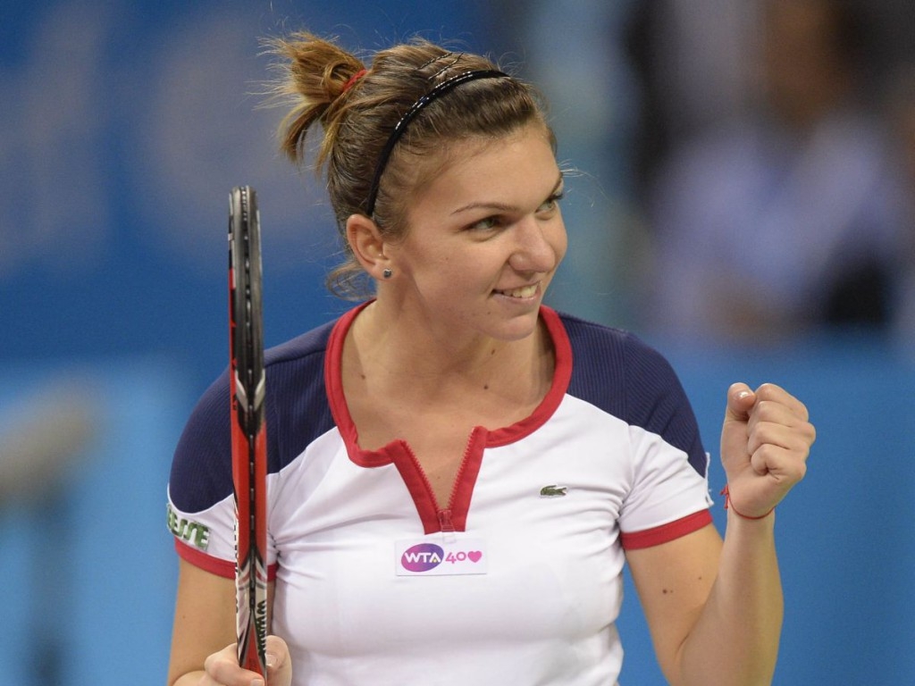 Votaţi-o pe Simona Halep JUCĂTOAREA LUNII IULIE!