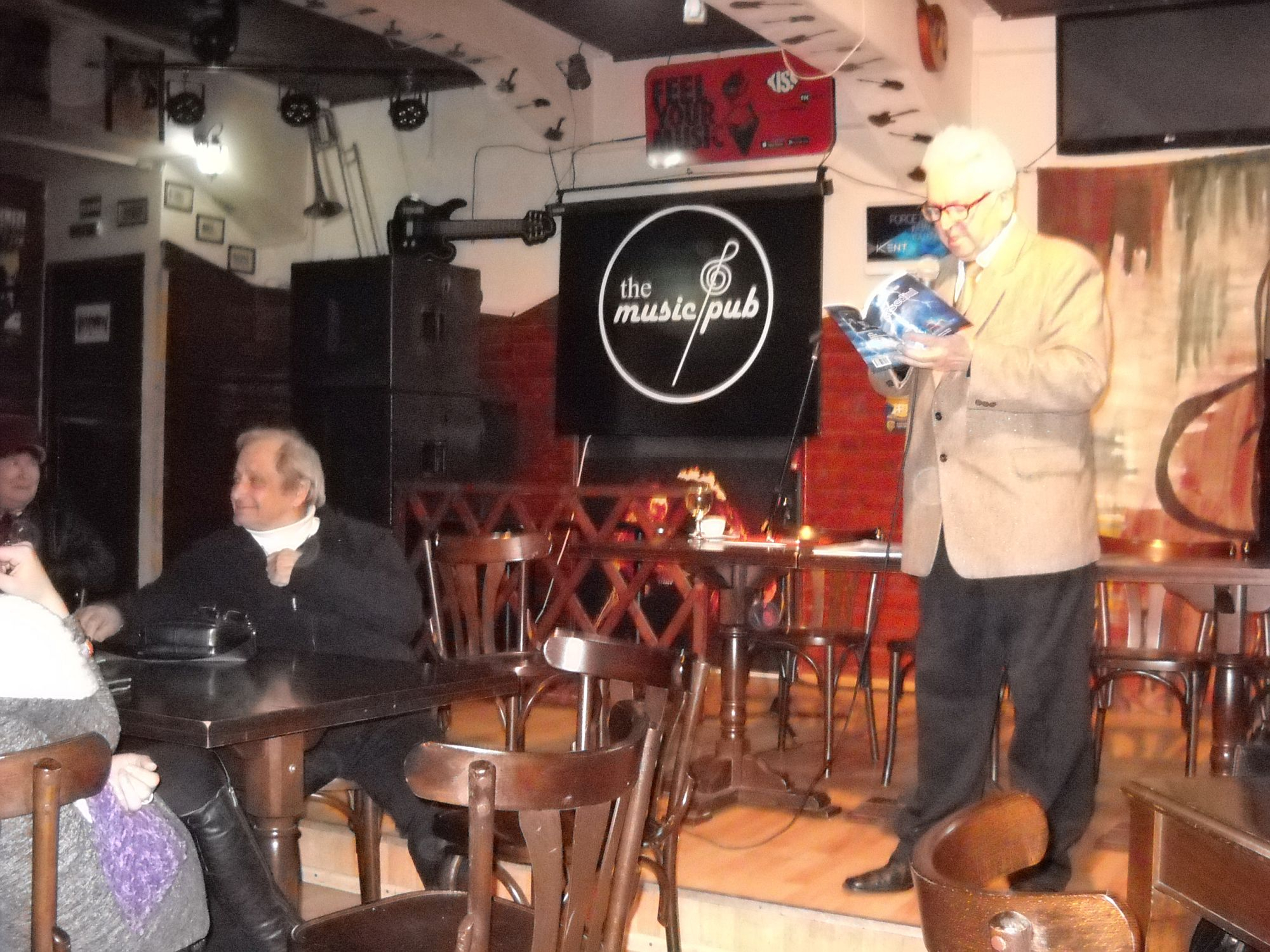 USR şi lecturile publice de sâmbătă. Spectacolul poetic şi muzical a început la Brăila cu dreptul