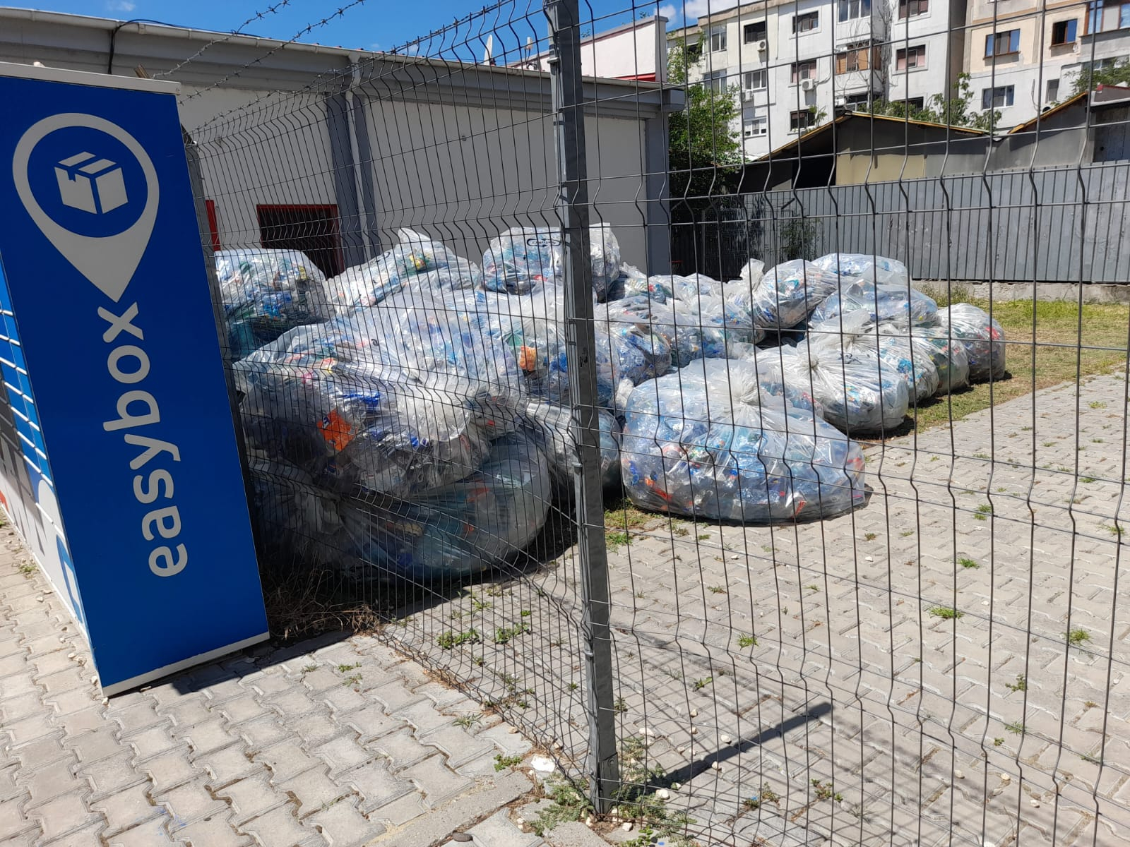 Comercianți amendați pentru funcționarea defectuoasă a sistemului de returnare a ambalajelor