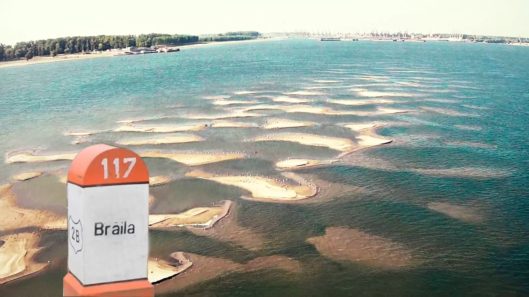 PAMFLET/ Insula de la Galaţi, revendicată de brăileni