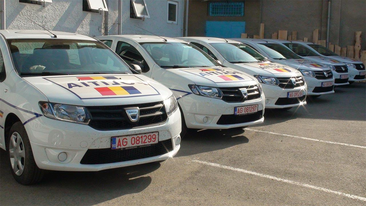 Contract de milioane de euro între MAI şi Renault