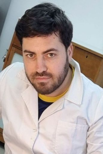 Artistul gălăţean Mitruţ Peiu, pictor figurativ și muzician hip hop