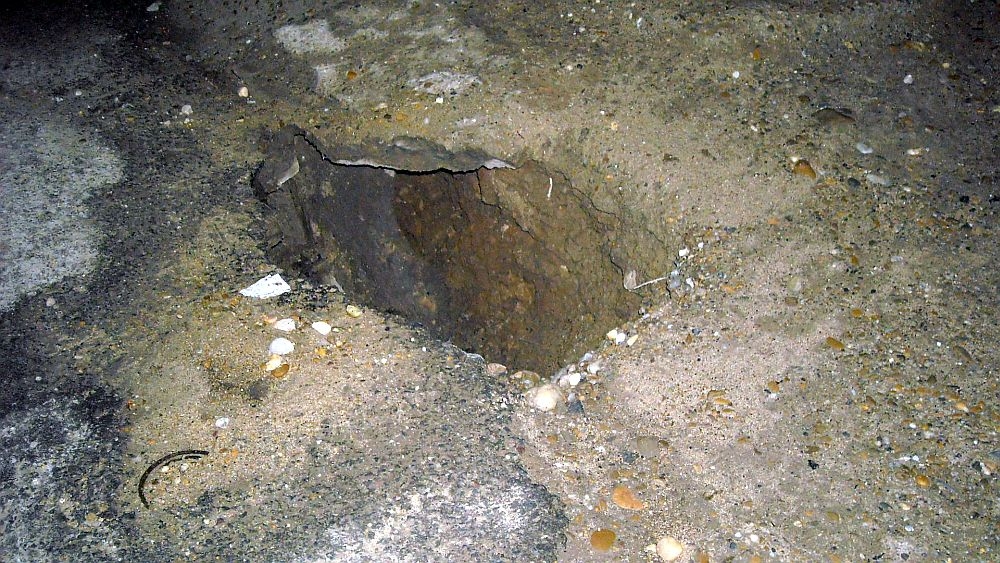 Galaţi, oraşul capcanelor! Au apărut gropi la tot pasul