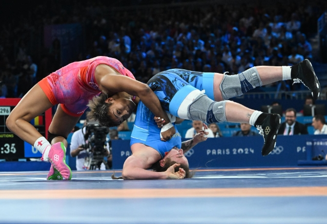 Singura gălăţeancă prezentă la Olimpiadă, accidentată grav în concurs