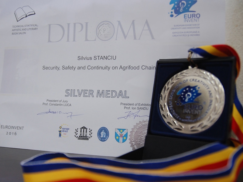 MEDALIE de argint pentru un profesor universitar din Galaţi, la un salon de INVENȚII