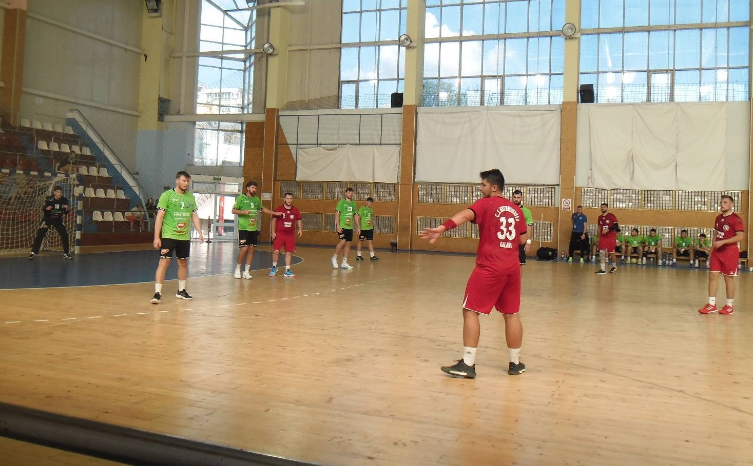 Derbi studențesc la ”Siderurgistul”. Din sportul gălățean