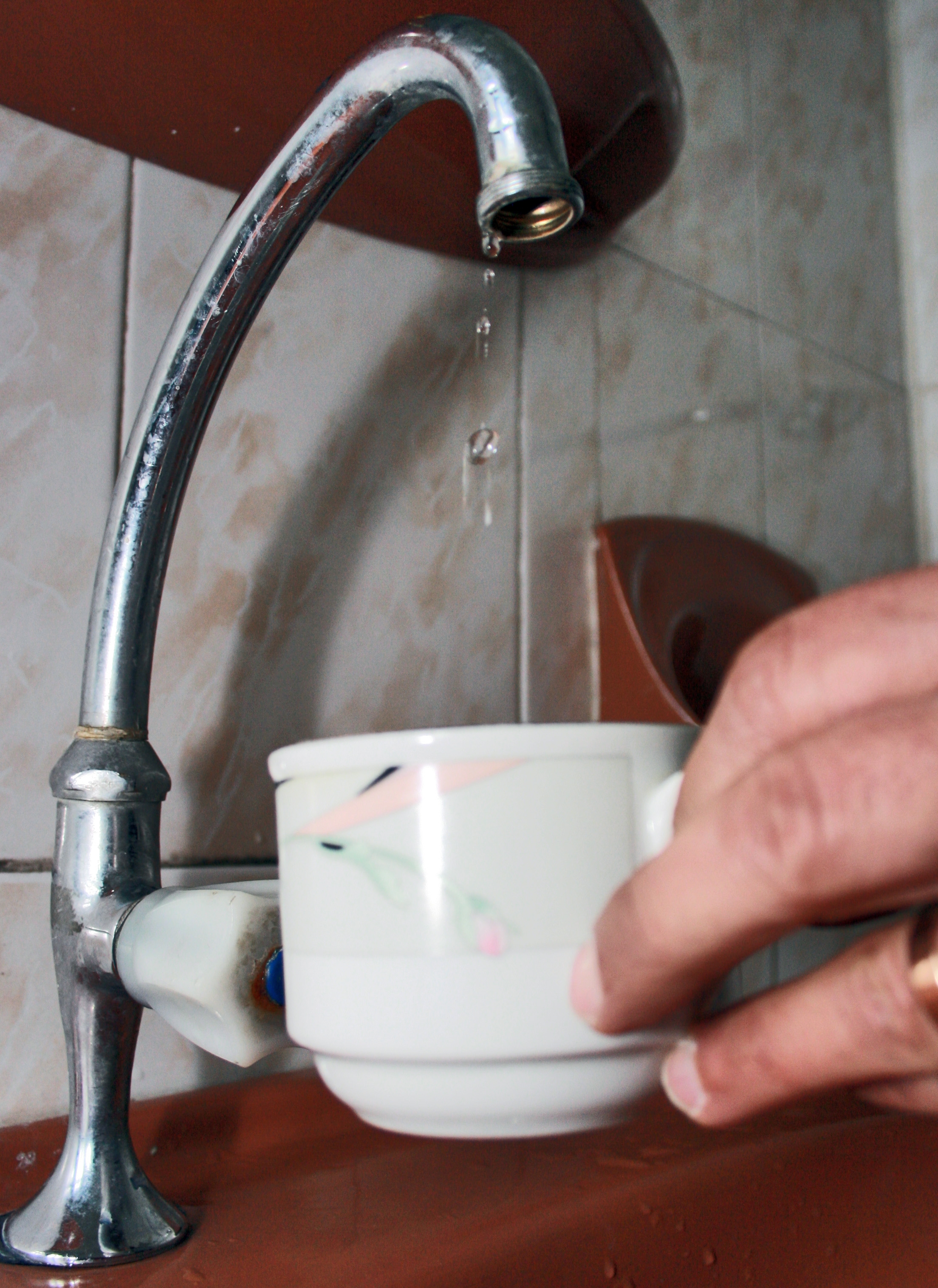 Centrul Galaţiului rămâne fără apă rece vineri 