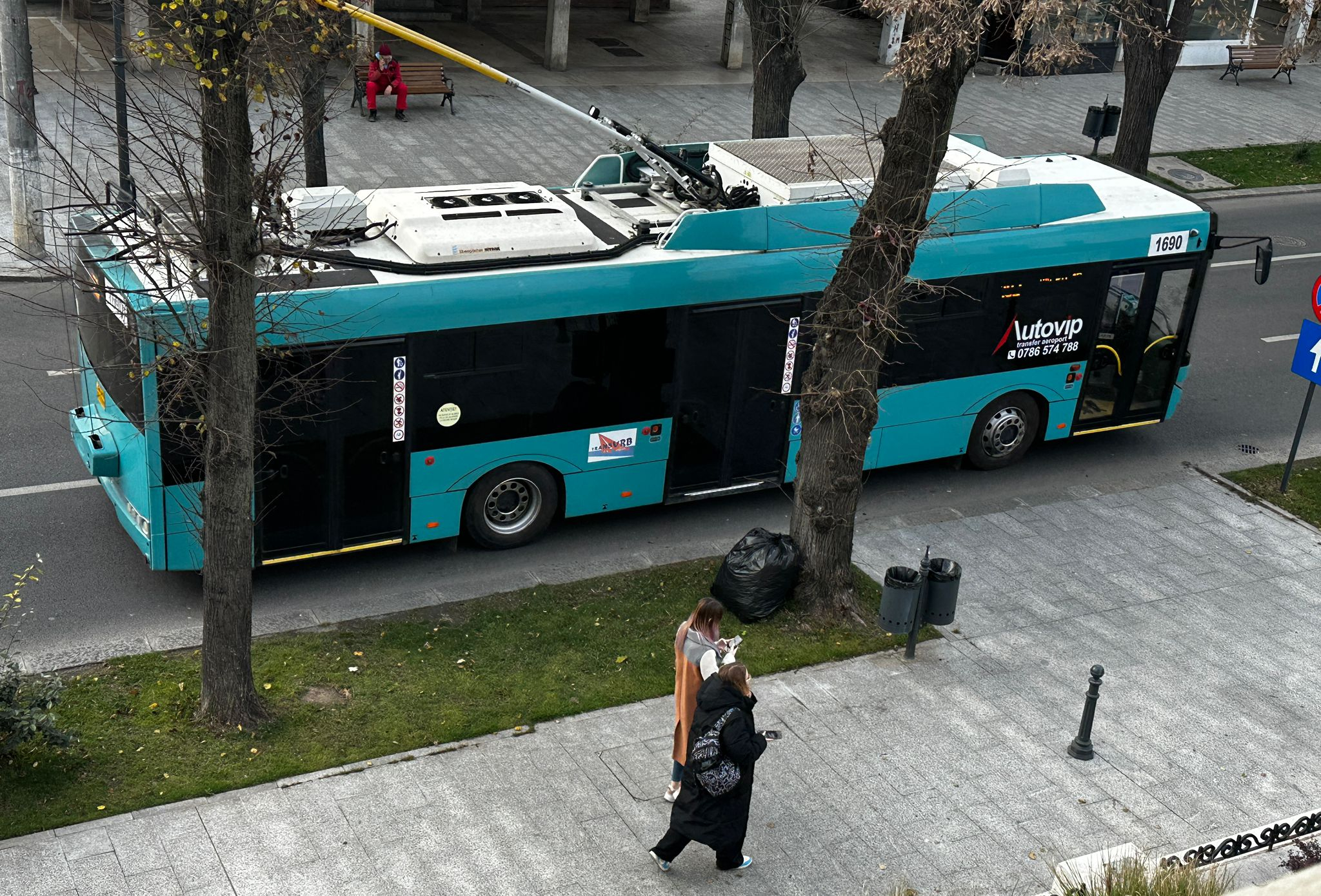 Studenţii gălăţeni, defavorizaţi privind reducerile la transport