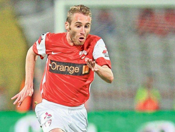 Contracandidatele Oțelului se întăresc pentru retur