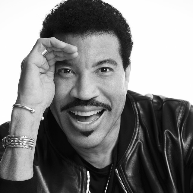 Cariere. Lionel Richie, celebru artist american
