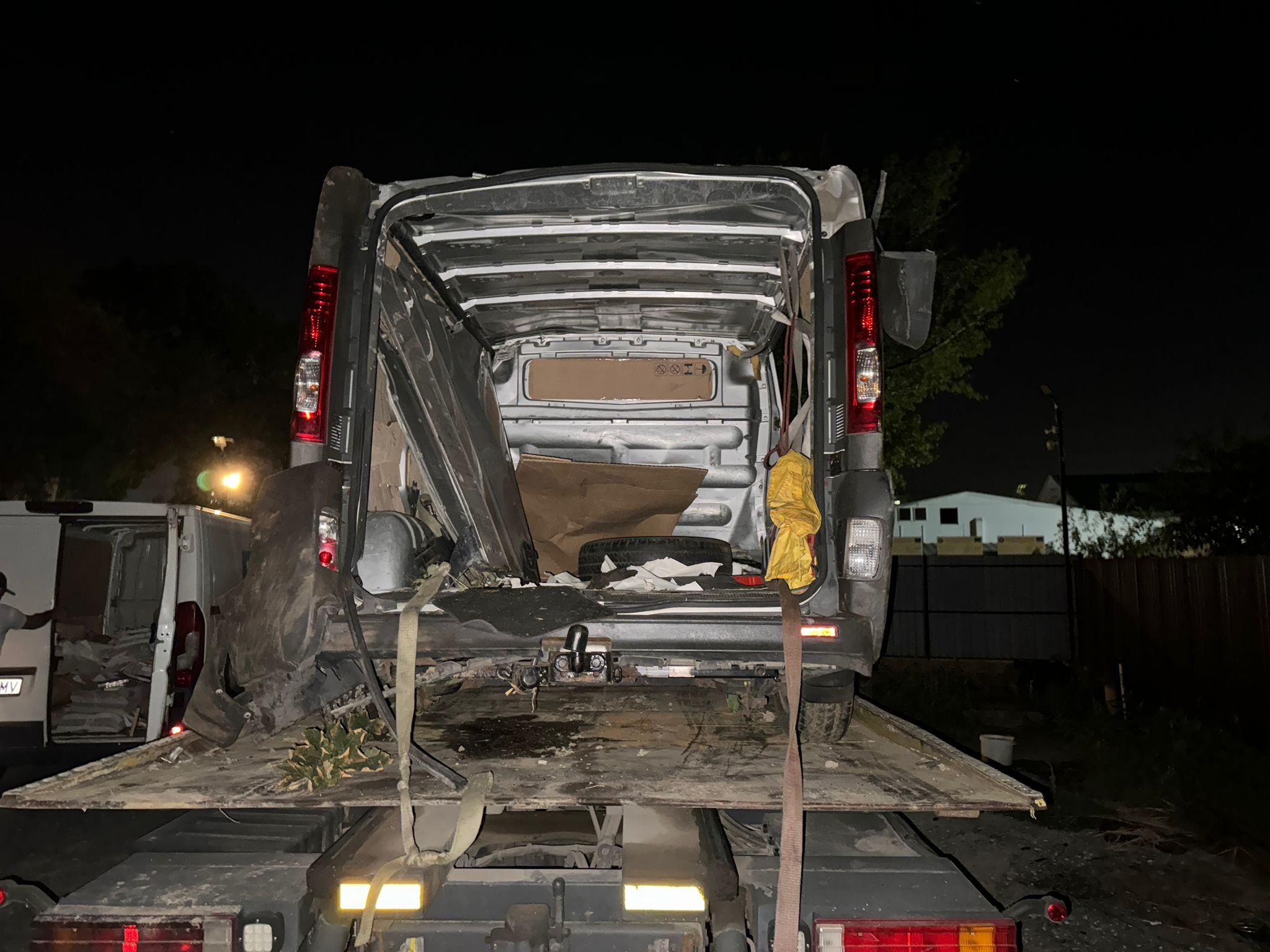 Ziarele de astăzi întârzie, din cauza unui accident rutier