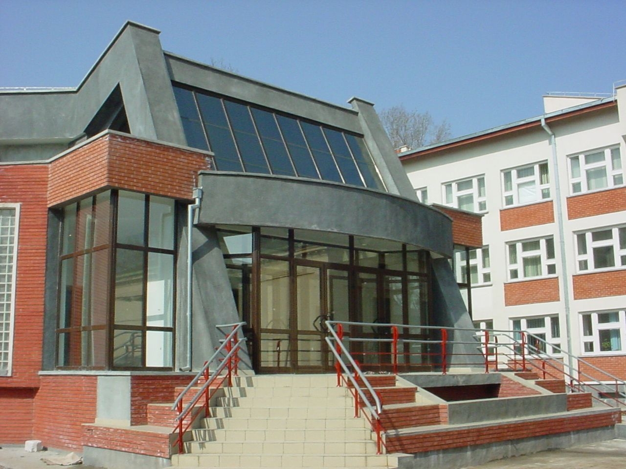 Peste 50 de oaspeţi, din patru ţări la Liceul de Artă "D. Cuclin"