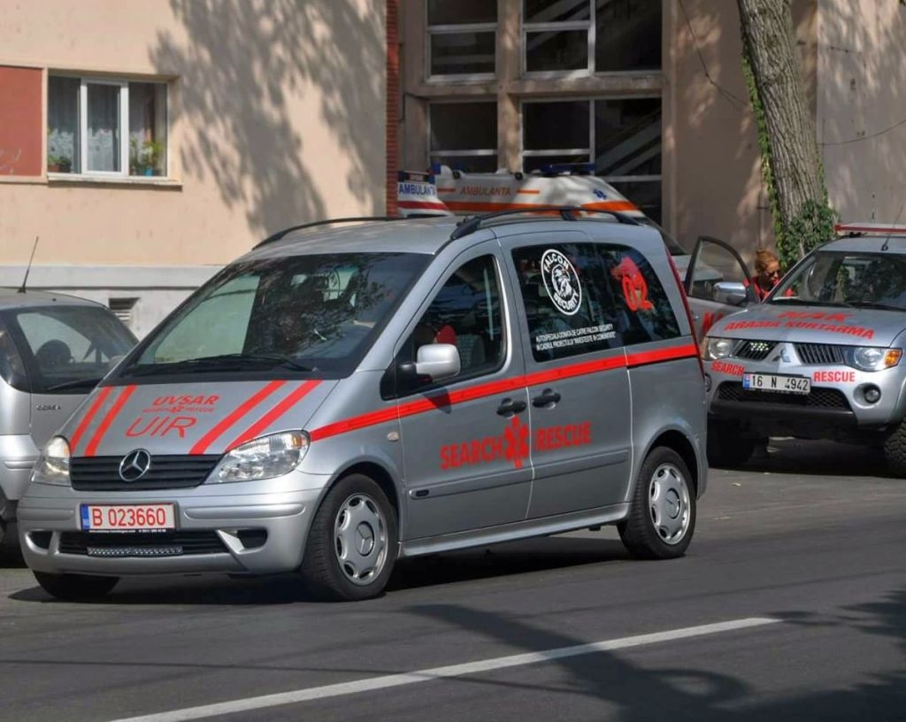 Salvare şi maşină de intervenţii rapide la Căminul LSG, pentru studenţi şi cadre didactice