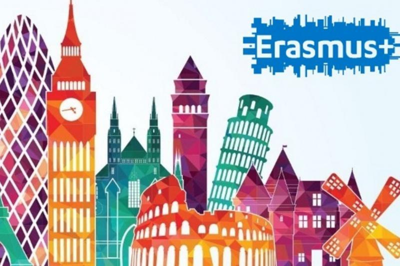 Finalizarea înscrierilor pentru Erasmus+